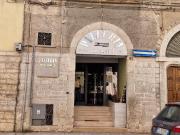 Locale commerciale in vendita a Andria