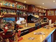 Bar Tavola calda/fredda in vendita a Bari