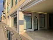 Negozio in vendita a Belluno, Centro