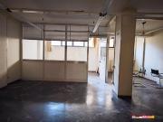 Negozio in vendita a Carrara