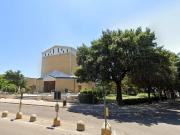 Locale commerciale in vendita a Lecce