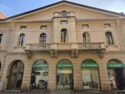 Negozio in vendita a Milano