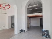 Negozio in vendita a Montevarchi