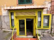 Negozio in vendita a Napoli