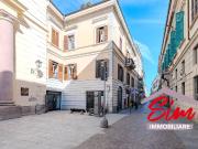 Negozio in vendita a Novara