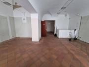 Negozio in vendita a Novara