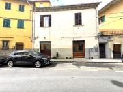 Negozio in vendita a Pistoia