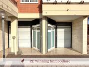 Negozio in vendita a Pomezia