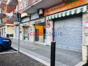 Negozio in vendita a Pomezia