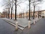 Negozio in vendita a Reggio Emilia