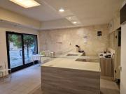 Negozio in vendita a Reggio Emilia