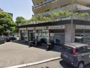 Locale commerciale in vendita a Roma