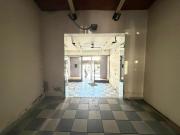Negozio in vendita a Signa