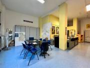 Negozio in vendita a Verona