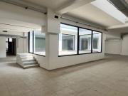 NEGOZIO SHOW ROOM IN VIA ENRICO TAZZOLI,11 A MILANO