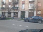 NEGOZIO VENDESI MURI 165 MQ. 3 VETRINE SU STRADA