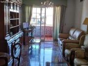 nervión, junto Clínica Santa Isabel. Excelente piso...