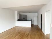 Nette Wohnung mit Loggia und nur 50 Meter zur U 6/Nähe...