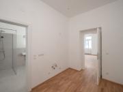 NEU+ 1 Zimmer Altbauwohnung mit Balkon!
