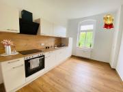 Neu! 3 Raumwohnung mit offener Küche mit Einbauküche I...