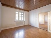 NEU+ 3 Zimmer Altbau Wohnung sanierungsbedürftig mit...