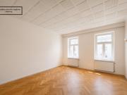 NEU+ 3 Zimmer Altbau Wohnung sanierungsbedürftig...