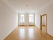 NEU+ 3 Zimmer Altbauwohnung mit Entwicklungspotenzial –...