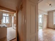 NEU+ 5 Zimmer Altbau Wohnung sanierungsbedürftig, viel...