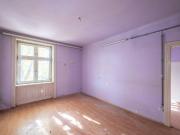 NEU+ Altbau mit Potenzial – 2 Zimmer zum Sanieren