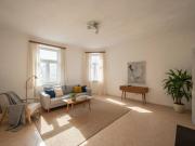 NEU+ Altbaucharme neu entdecken: 2 Zimmer Wohnung zum...