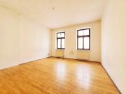 NEU+ Augarten Nähe: 93 m² Altbau – Sanierungsbedürftig &...