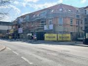 NEU + DREI ZIMMER mit Terrasse & eigenem Garten