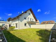 NEU + EINFAMILIENHAUS + ZIEGEL MASIV + GARTEN + 2 PKW...