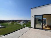 NEU ERRICHTETE, EXKLUSIVE VILLA MIT TRAUMHAFTEN SEEBLICK...