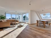 NEU! + ERSTBEZUG + 3 ZIMMER DACHGESCHOSSWOHNUNG + CA. 85...