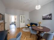 NEU+ Fantastische 2 Zimmer Altbauwohnung mit perfektem...