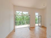 NEU+ fantastische 3 Zimmer Altbauwohnung mit Terrasse...