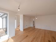 NEU+ Fantastischer 3 Zimmer DG ERSTBEZUG auf einer Ebene...