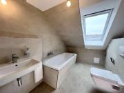 NEU! Gemütliche 3 Raum Wohnung mit EBK und Tageslichtbad