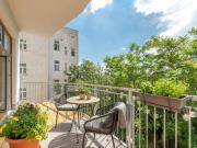 NEU+ Großartige 2 Zimmer Altbauwohnung mit Balkon NEU+ Großartige 2 Zimmer Altbauwohnung mit Balkon