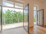 NEU+ Großartige 3 Zimmer Altbauwohnung mit Balkon