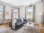 NEU + GROSSARTIGE ALTBAUWOHNUNG + 2023 KOMPLETTSANIERUNG...