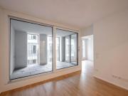 NEU+ hochwertige 2 Zimmer Wohnung mitten im Herzen der...