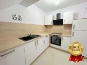 Neu & in Renovierung I Tageslichtbad mit Wanne I moderne...