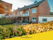 NEU: Modernisiertes Reihenendhaus mit Hasezugang!
