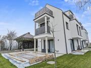 NEU + NEUBAU REIHENHAUS mit Wohnkeller in Neuessling