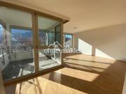 Neu renovierte 3 Zimmer EG Wohnung 80qm inkl.Tiefgaragen...