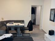 Neu renovierte Wohnung mit kleinem Balkon in.