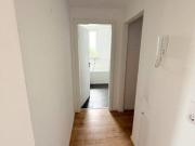 Neu saniert 3 Raum Wohnung mit PKW Stellplatz in...