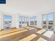 Neu sanierte 3 Zimmer Wohnung mit Fernblick & Balkon in...